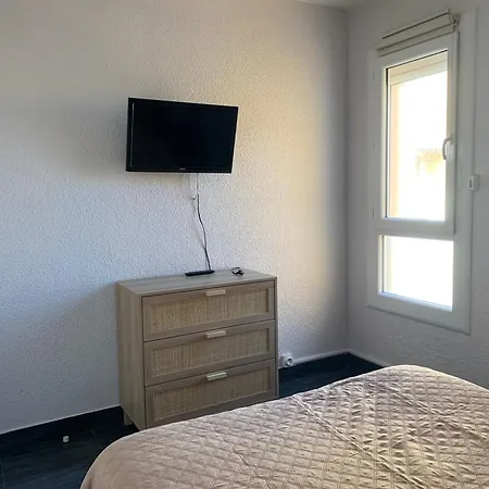 Le Sirus Climatise Pour 4 Pers Centre Port Richelieu Appartement Agde